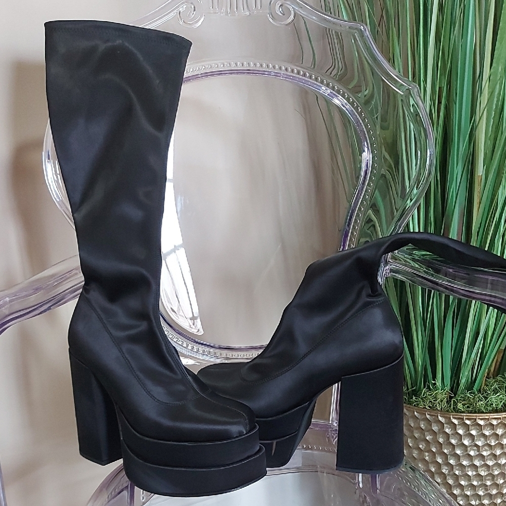 Steve Madden Black Heeled Boots with Chunky Heel